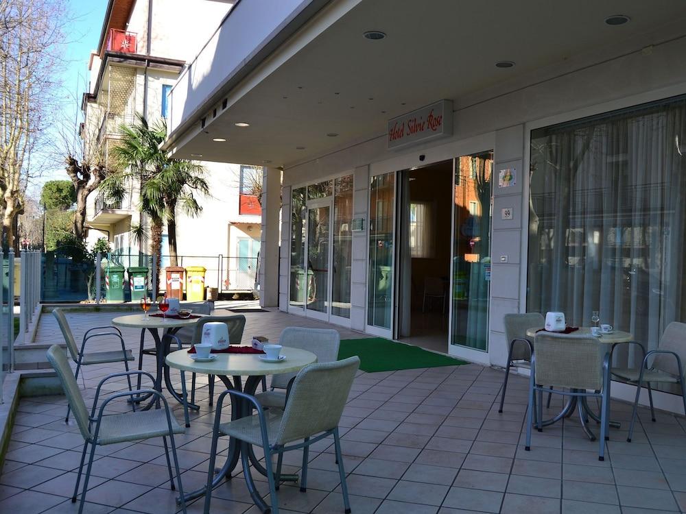 Silvie Rose Hotel