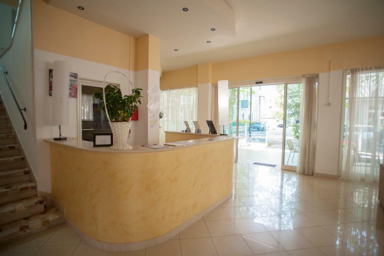 Hotel Silvie Rose 3*