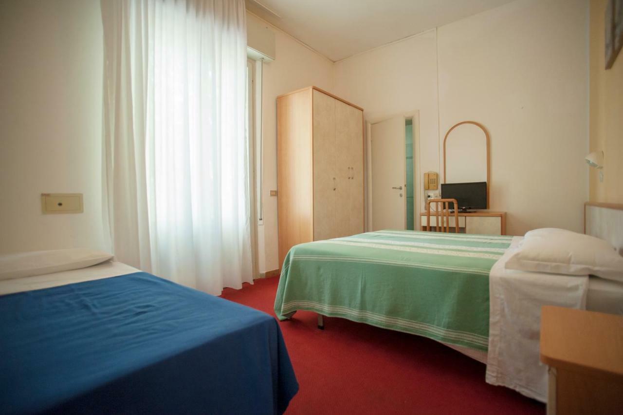 Hotel Silvie Rose 3*